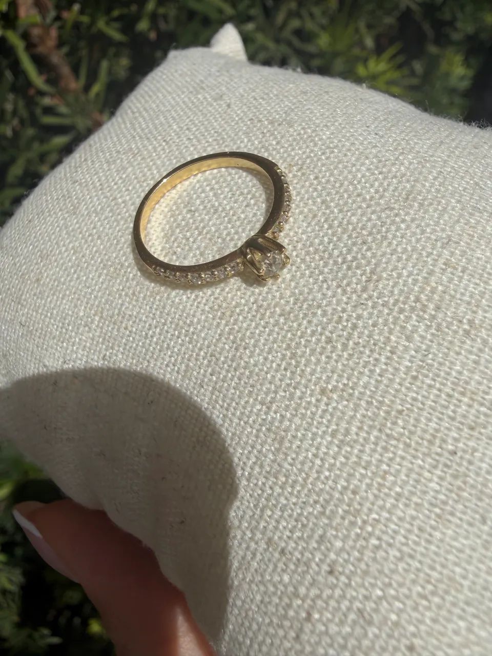 Aliança de ouro com brilhantes