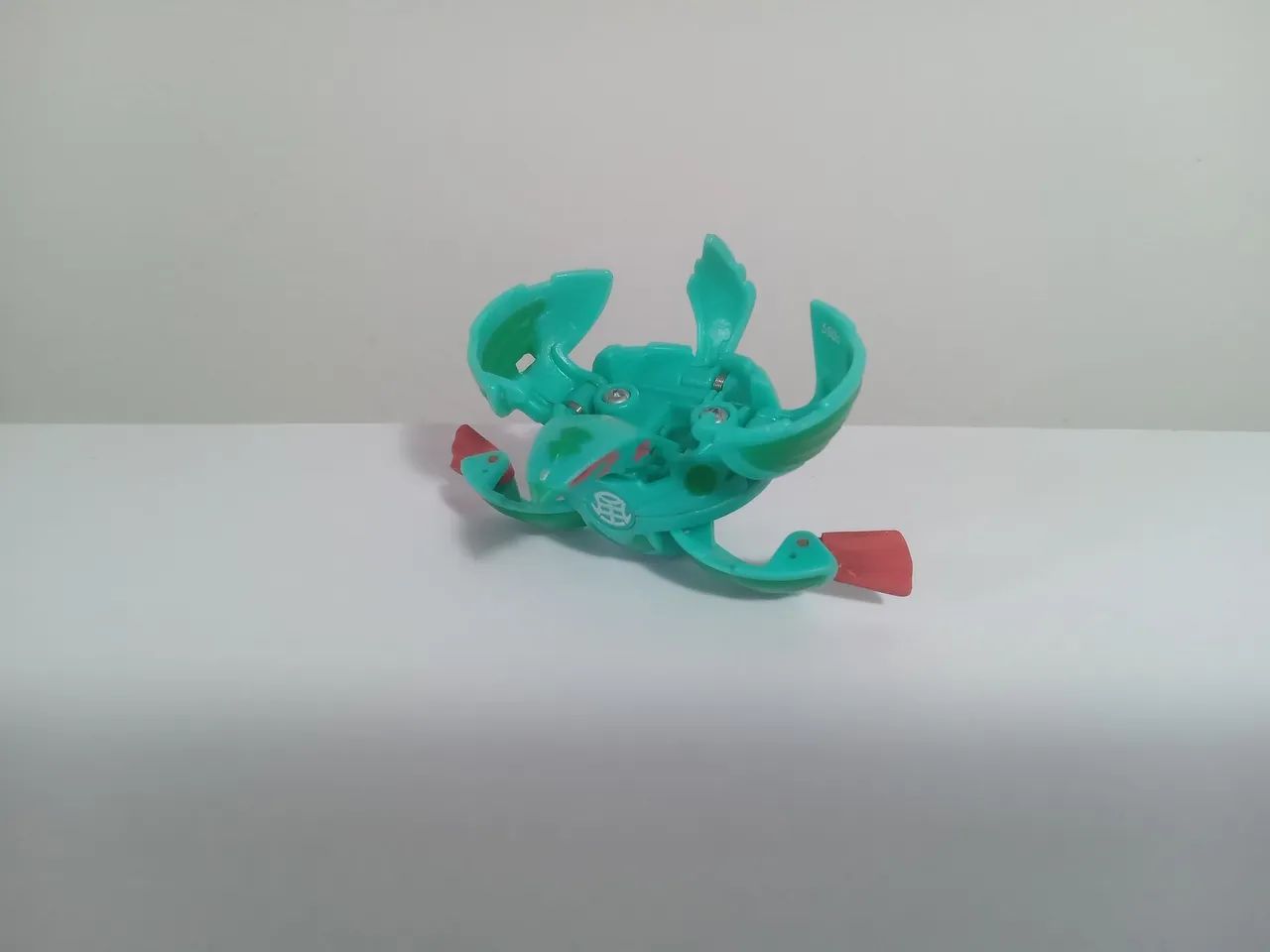 Bakugan Cosmic Ingram  - Foto 2