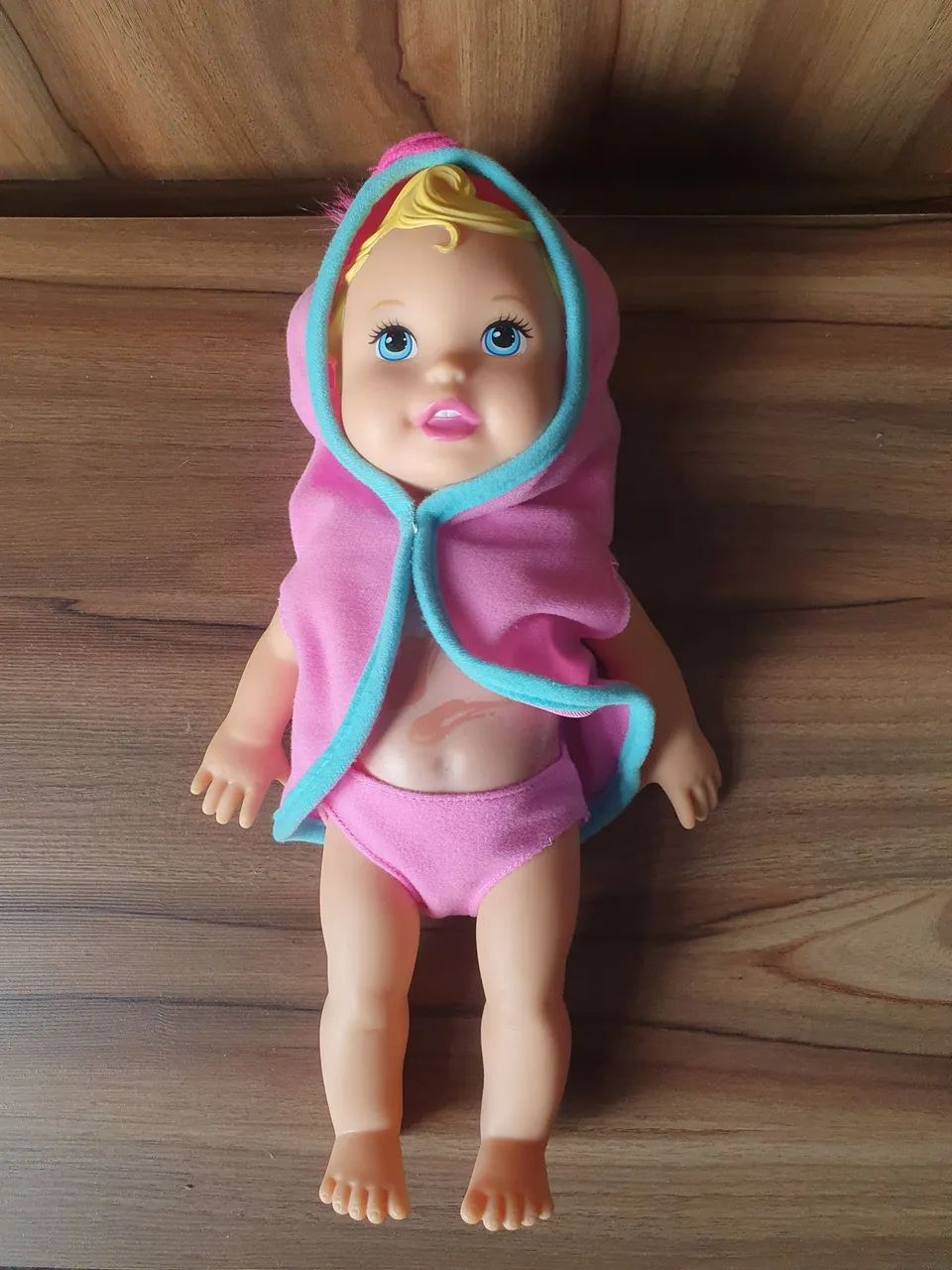 Vendo boneca little mommy.