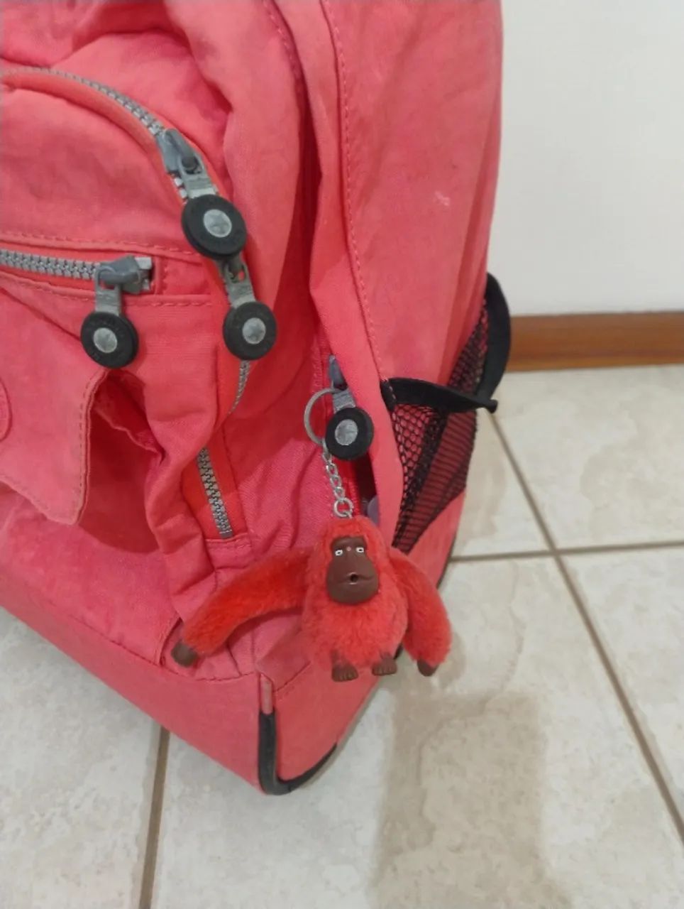 Mochila Kipling original com carrinho - Foto 3