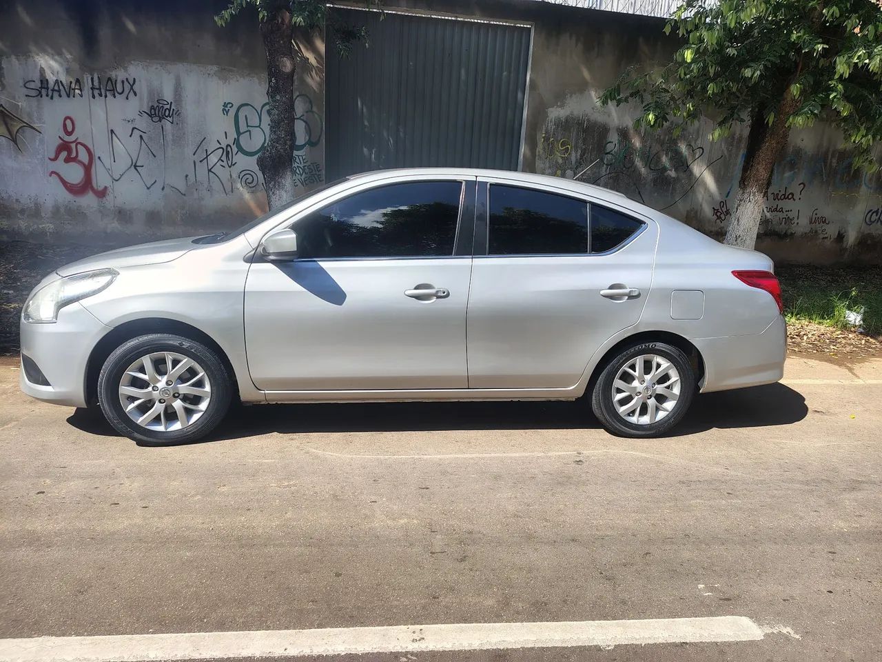 Nissan Versa SV 1.6 16V Flexstart 4P Mec. 2016 - Foto 4