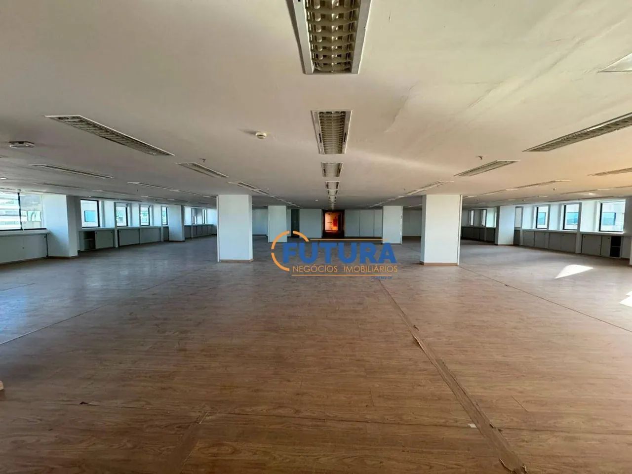 Sala comercial com 638 m² Ed. Varig - Asa Norte - Brasília/DF - Foto 5
