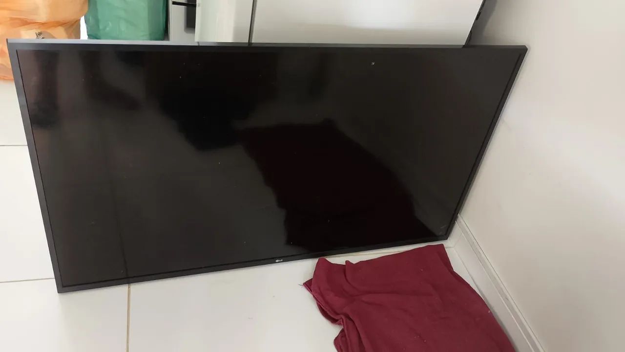 Tv 55 polegadas smartv com defeito 