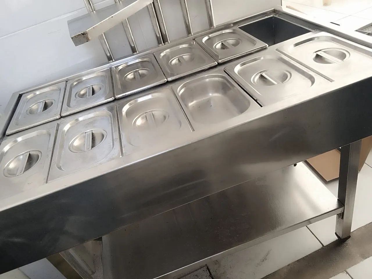 Vende-se buffet térmico compacto (banho Maria) 220V - Foto 3