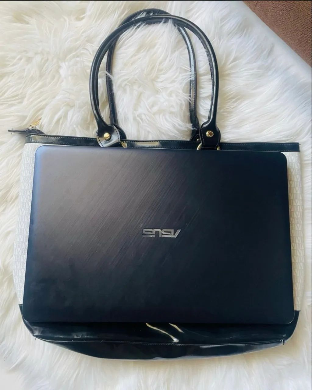 Bolsa original Vitor Hugo semi nova  - Foto 2