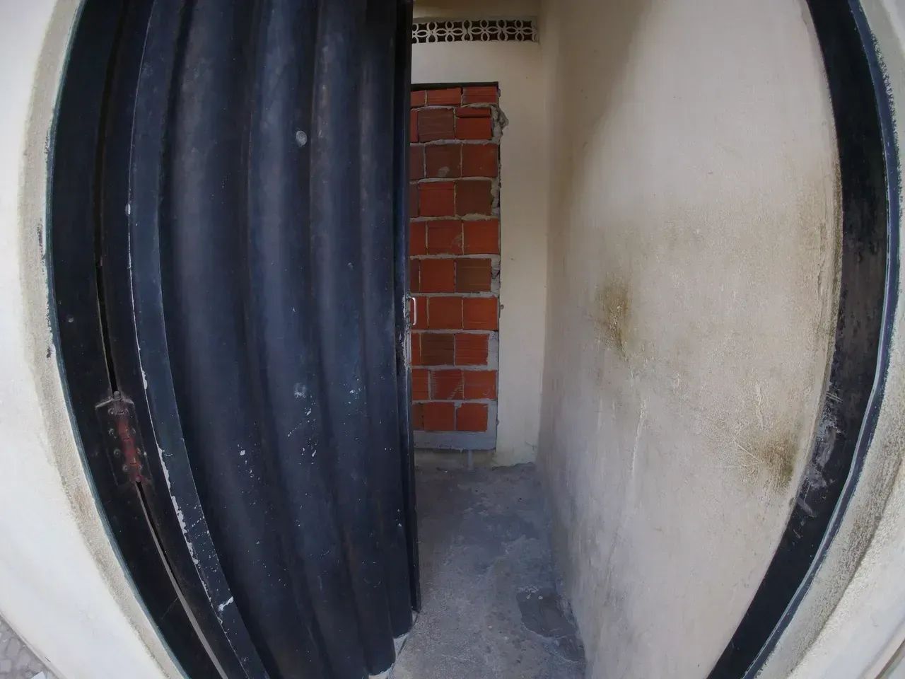 Casa para aluguel possui 80 m² com 2 quartos em Pici - Fortaleza - CE - Foto 2