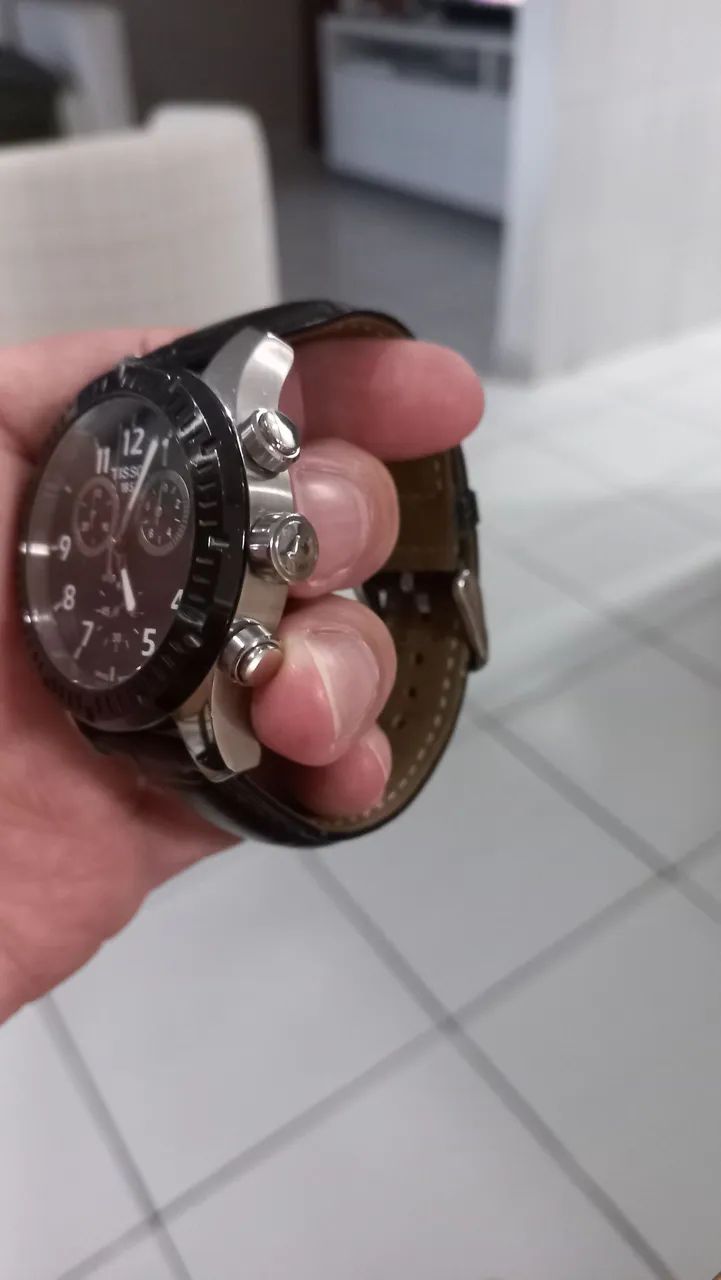RELÓGIO (TISSOT) *V8* -MOSTRADOR PRETO- - Foto 2