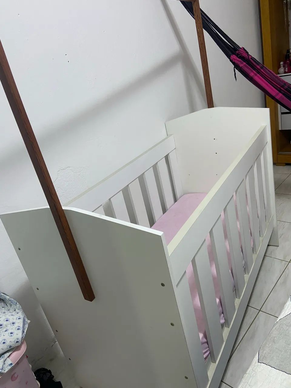 Vendo berço com colchão mdf estado de novo  - Foto 3