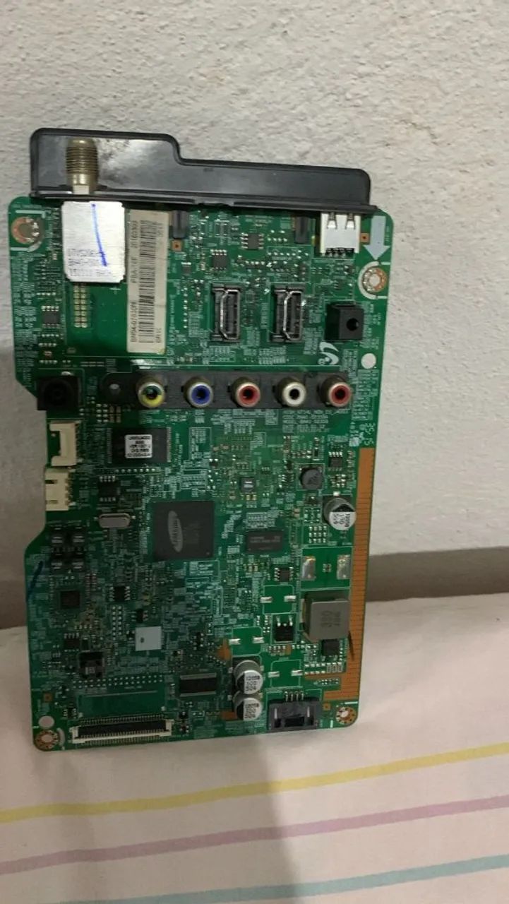 Placa principal  un32 j400ag ou Bn94-07831y BN41-02359c - Foto 2