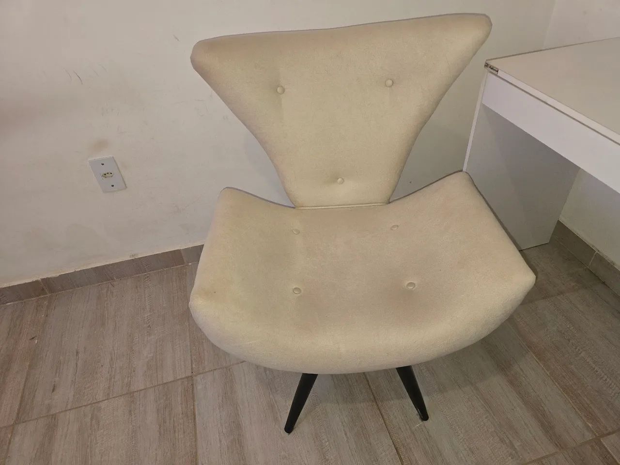 Poltrona com Penteadeira Lindóia Branca - Foto 4