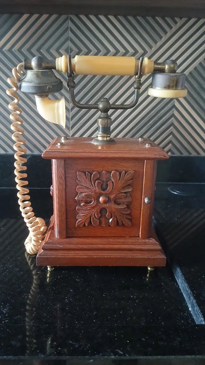 Telefone antigo