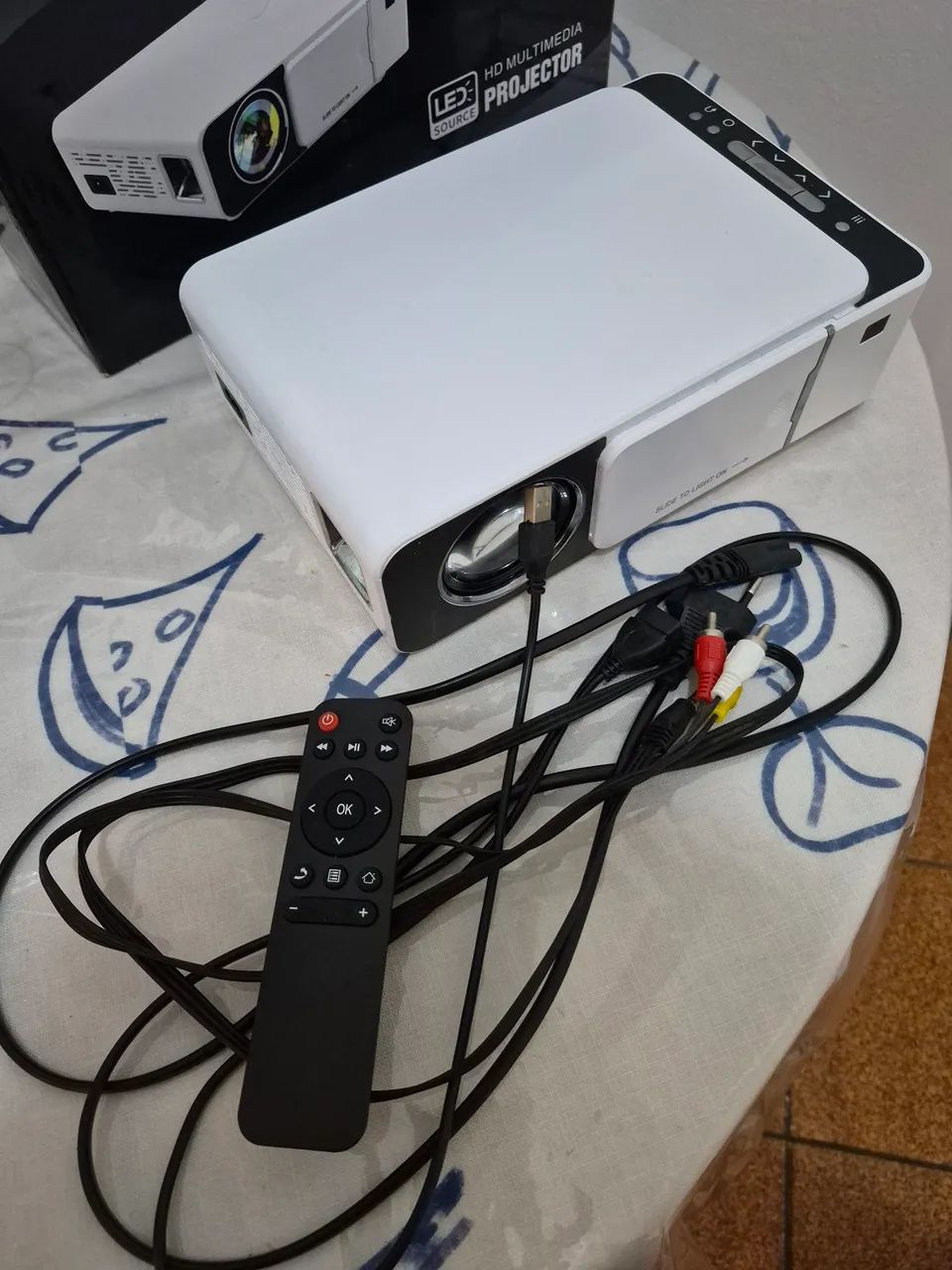 Projetor Multimedia HD - Foto 2