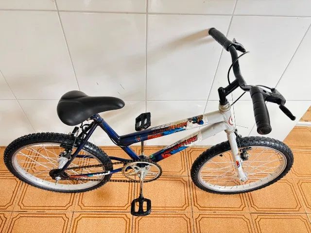 Bicicleta infantil aro 20 - Foto 2