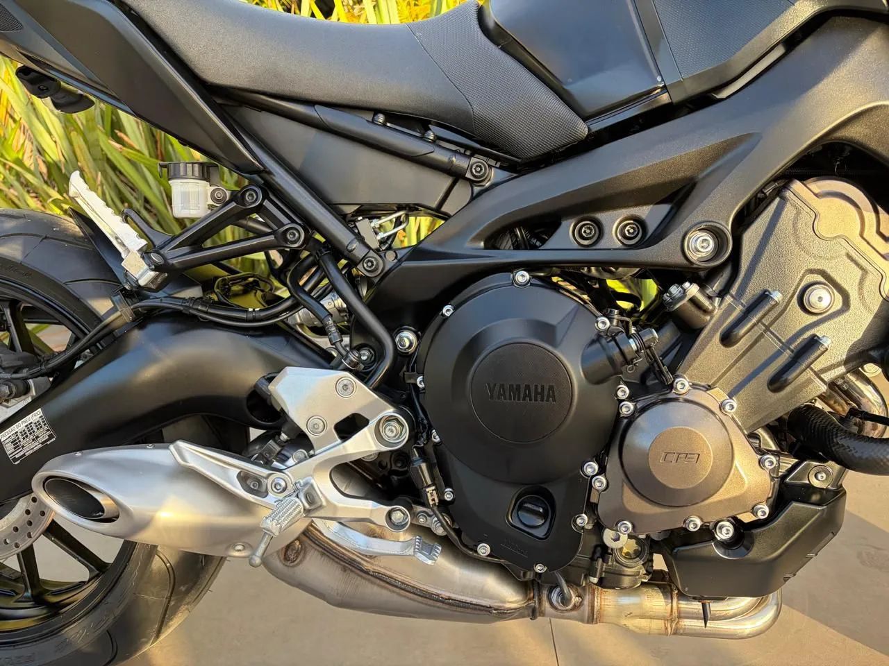 YAMAHA MT09 2025 IMPECÁVEL  - Foto 3