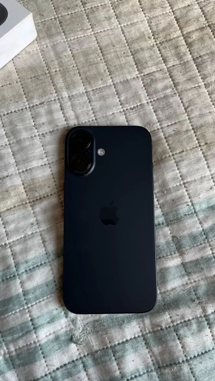 iPhone 16  - Foto 2