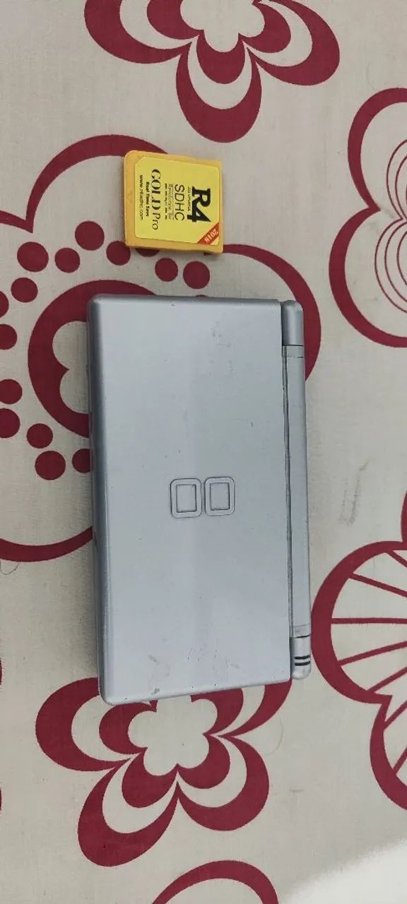 Nintendo DS lite + R4 com jogos  - Foto 3