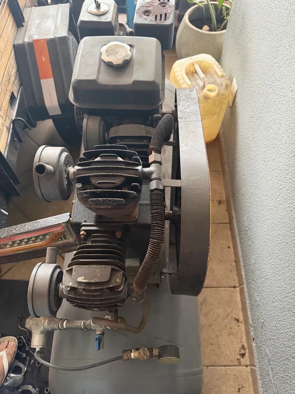 Compressor a gasolina