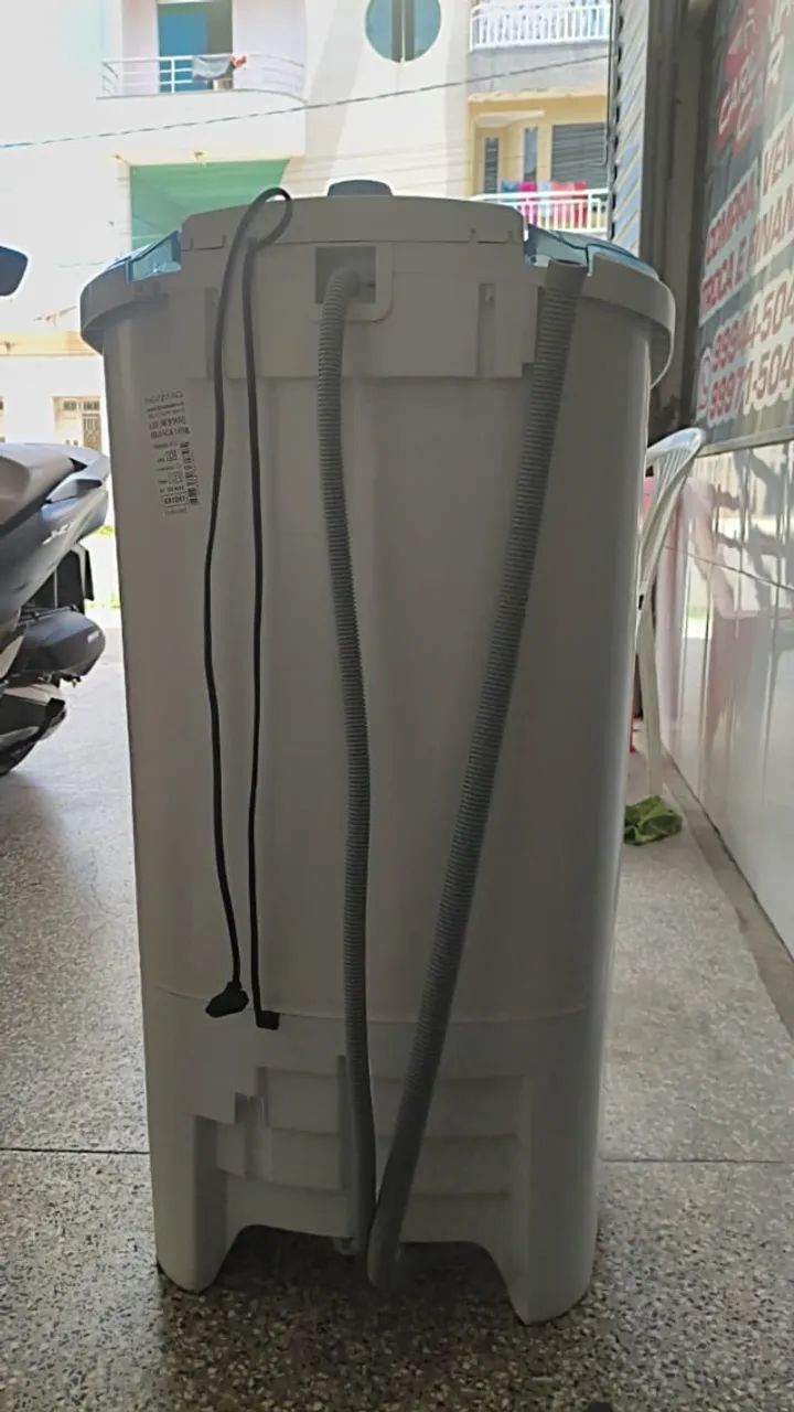 Tanquinho de lavar roupa Newmaq - Excelente estado - Foto 4