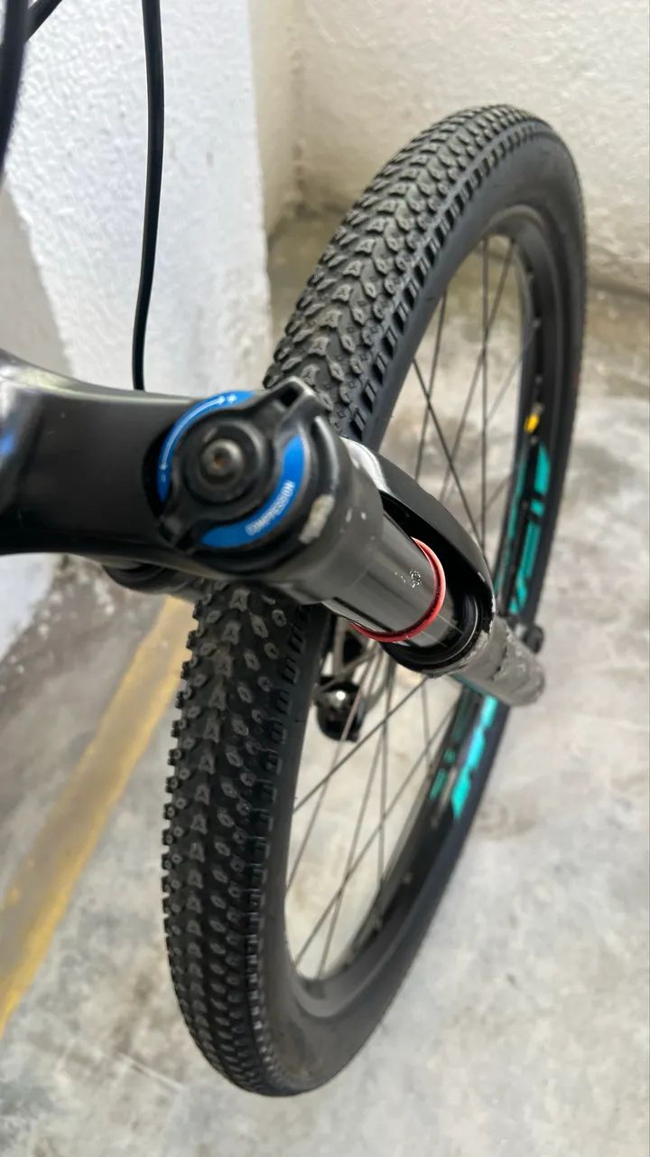 Bike Specialized MTB Full Carbon - Foto 3