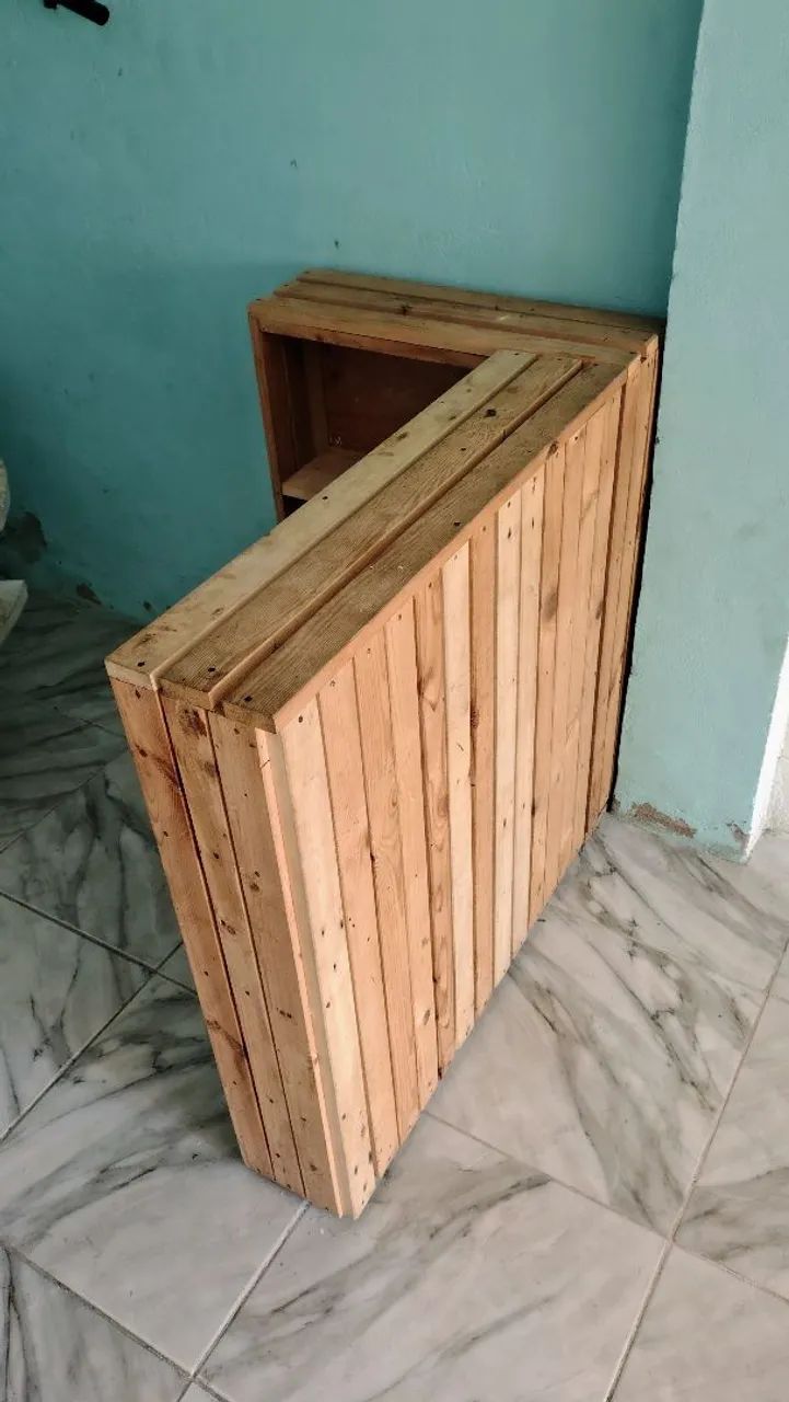 Balcão de madeira de paletes para loja ou casa