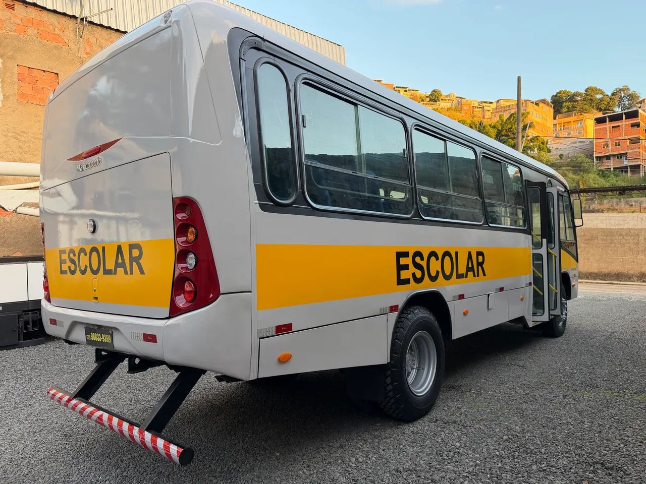 Ônibus escolar micrao ano 2013 Marcopolo 48 lugares lindo  - Foto 3