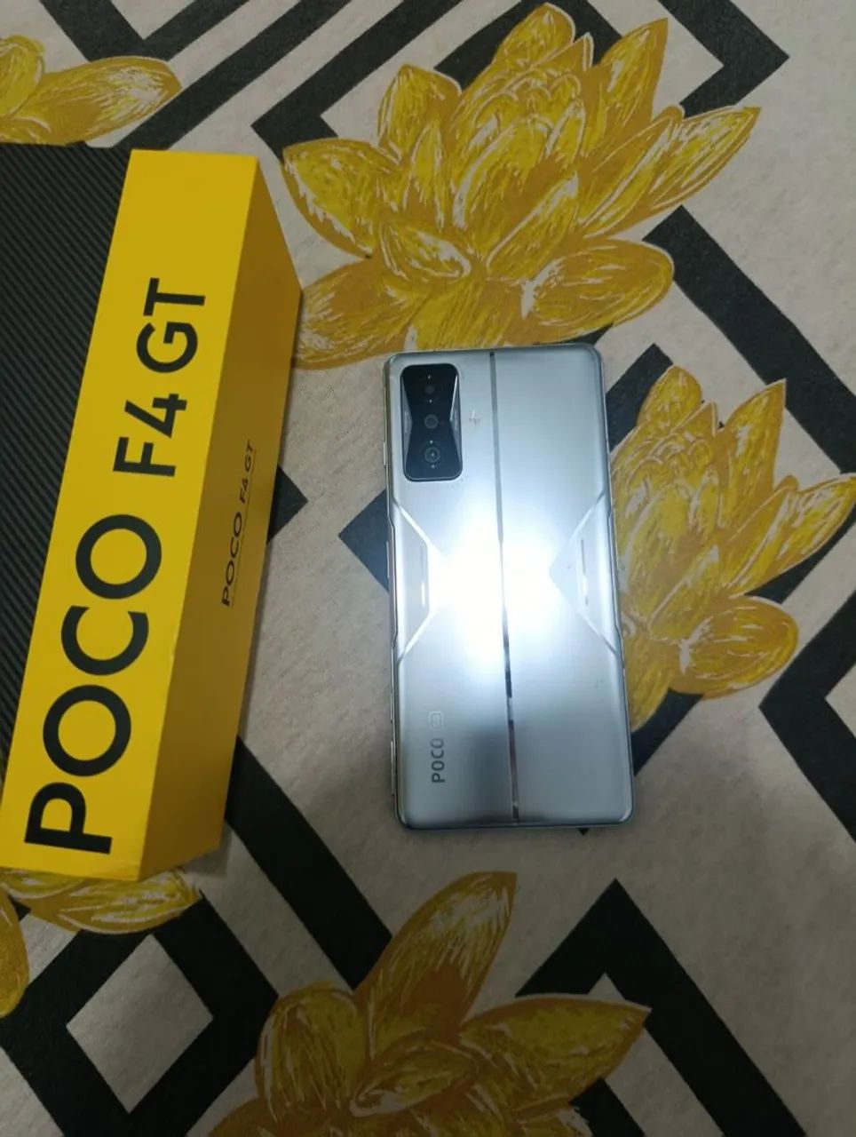 Vendo POCO F4 g ( celular gamer ) - Foto 2
