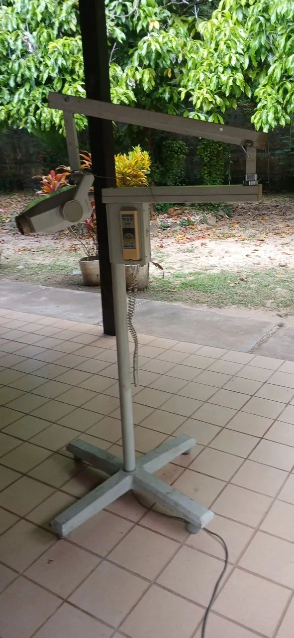 Equipamento odontológico usado