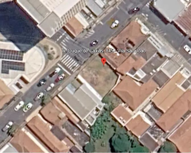 Terreno à venda com 237 m² no Centro