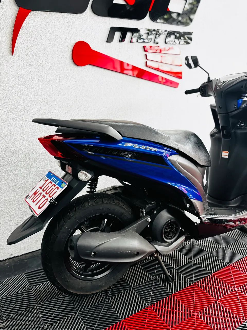 YAMAHA FLUO 125 - Foto 2
