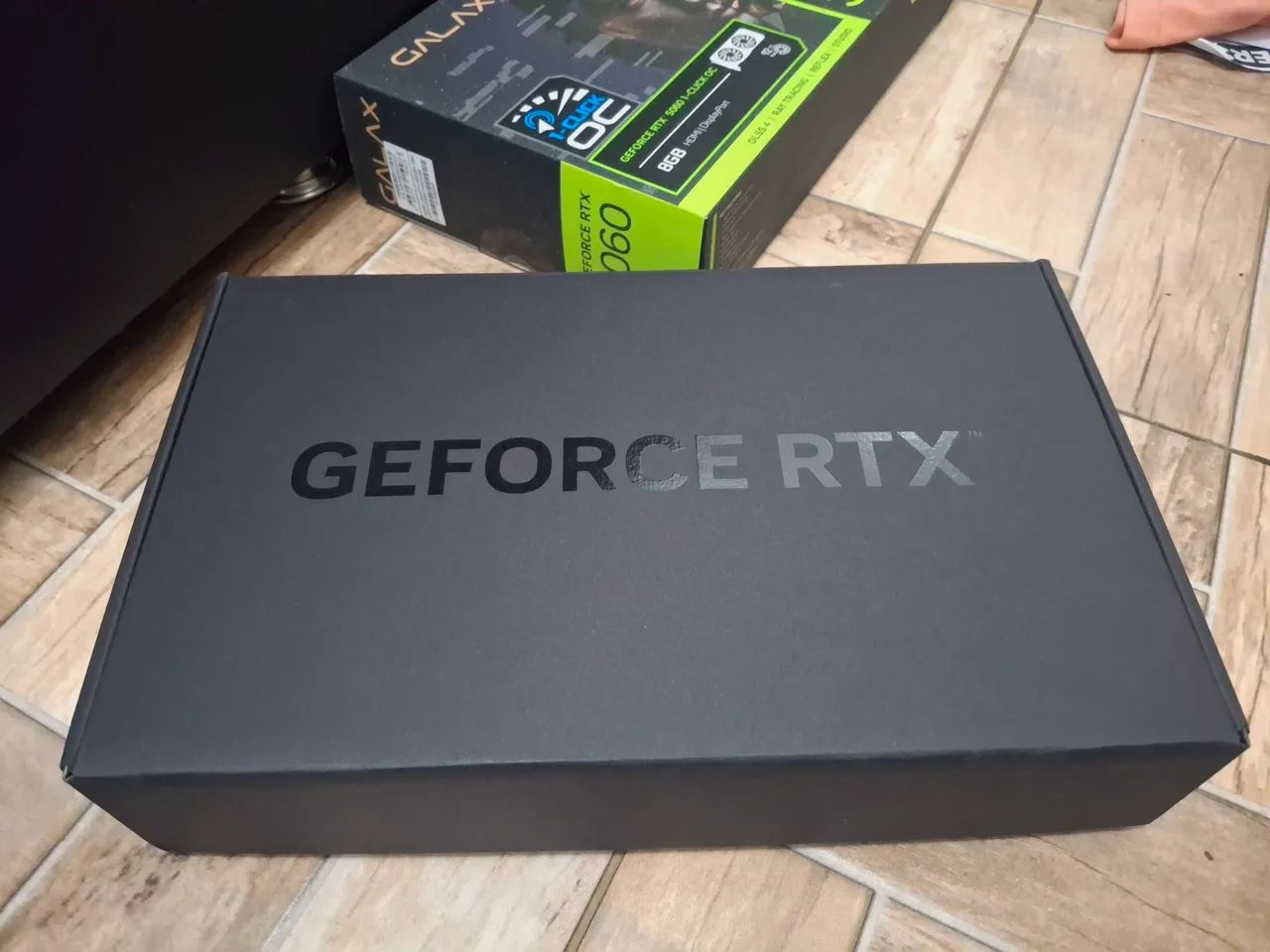 RTX 5060 - Foto 2