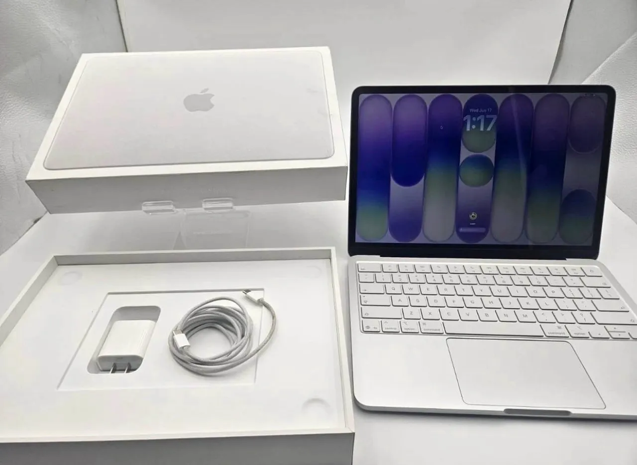 MacBook Neo de 13 polegadas 512GB, Touch ID - Prata - Notebooks