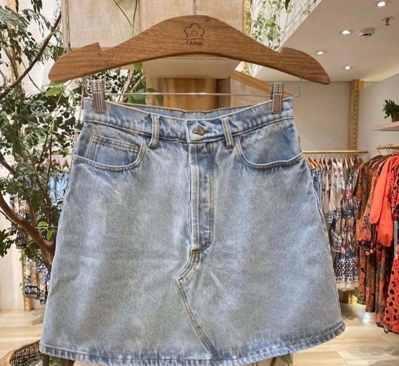 Vendo saia Farm nova - Foto 2