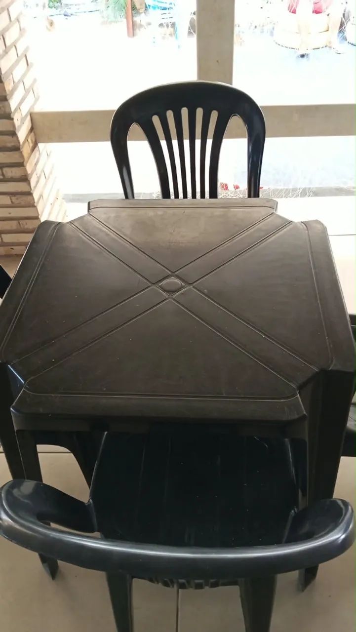 Conjunto de cadeira e mesa de plástico  - Foto 5