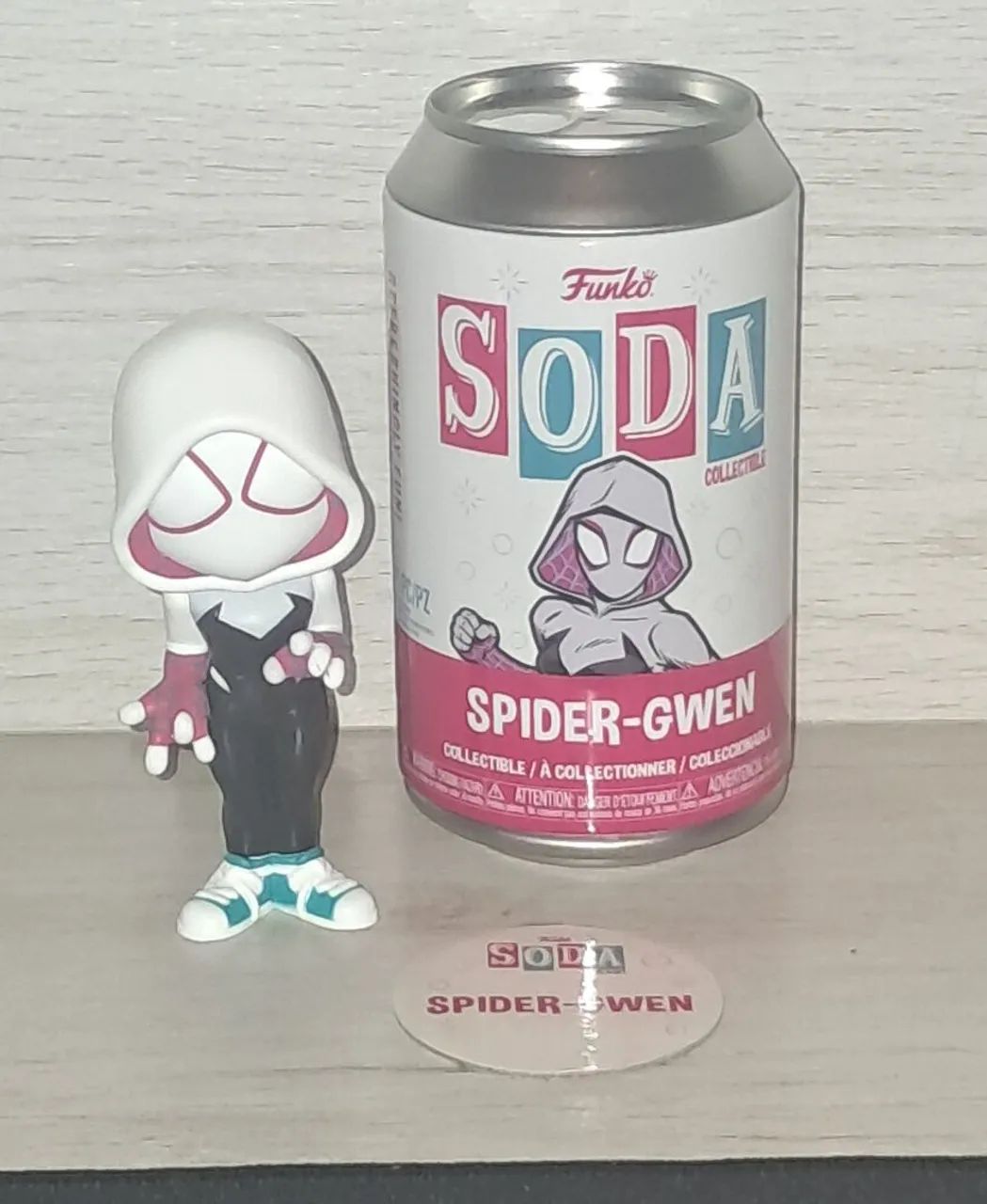 Funko Soda Spider-Gwen Aranhaverso Marvel