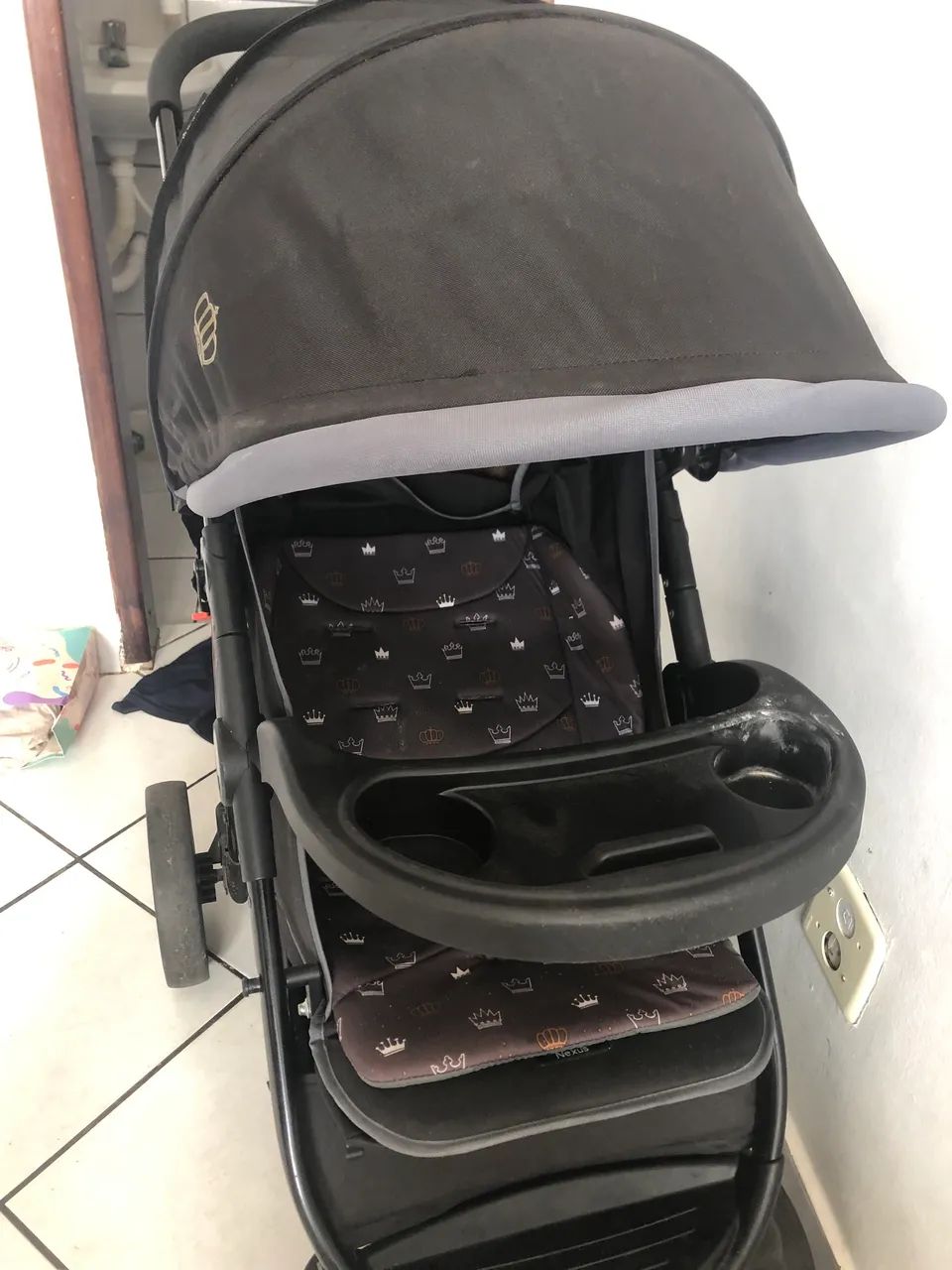 Vendo esse carinho de bebê da cosco 300 reais use poucas vezes ele ta completado  - Foto 4