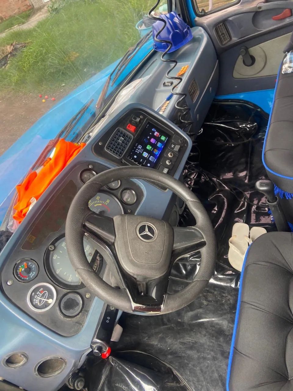 Mercedes 1418  - Foto 2
