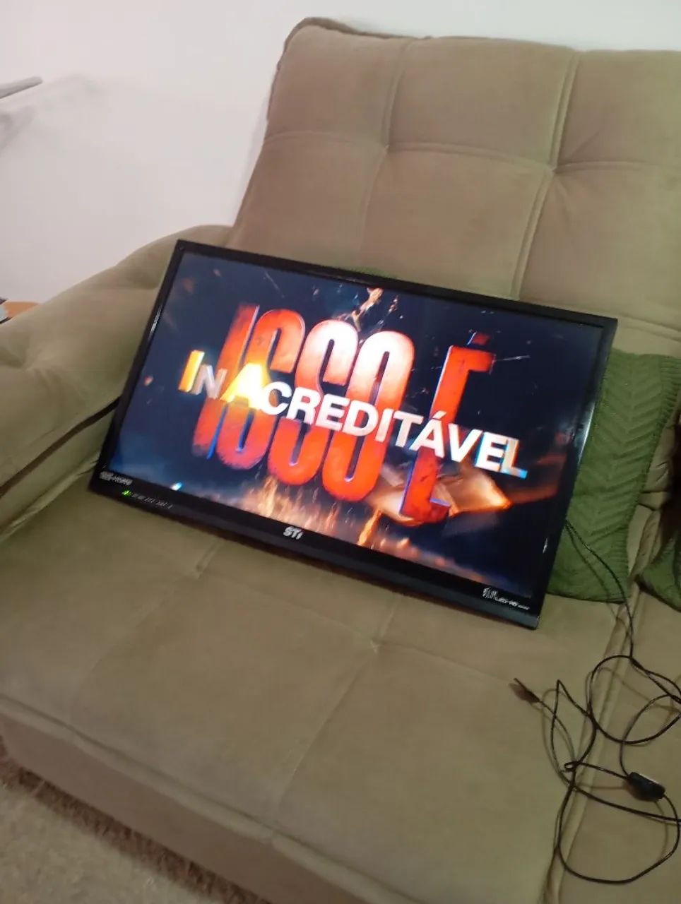 Vendo TV 32 polegadas R$350,00 (funcionando perfeitamente)  - Foto 2