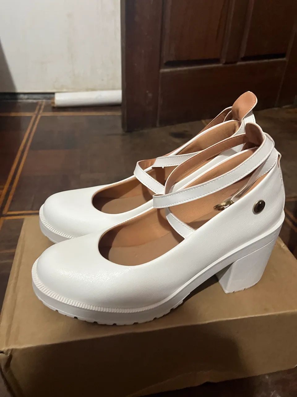 Sapato Branco Novo estilo Boneca  - Foto 4