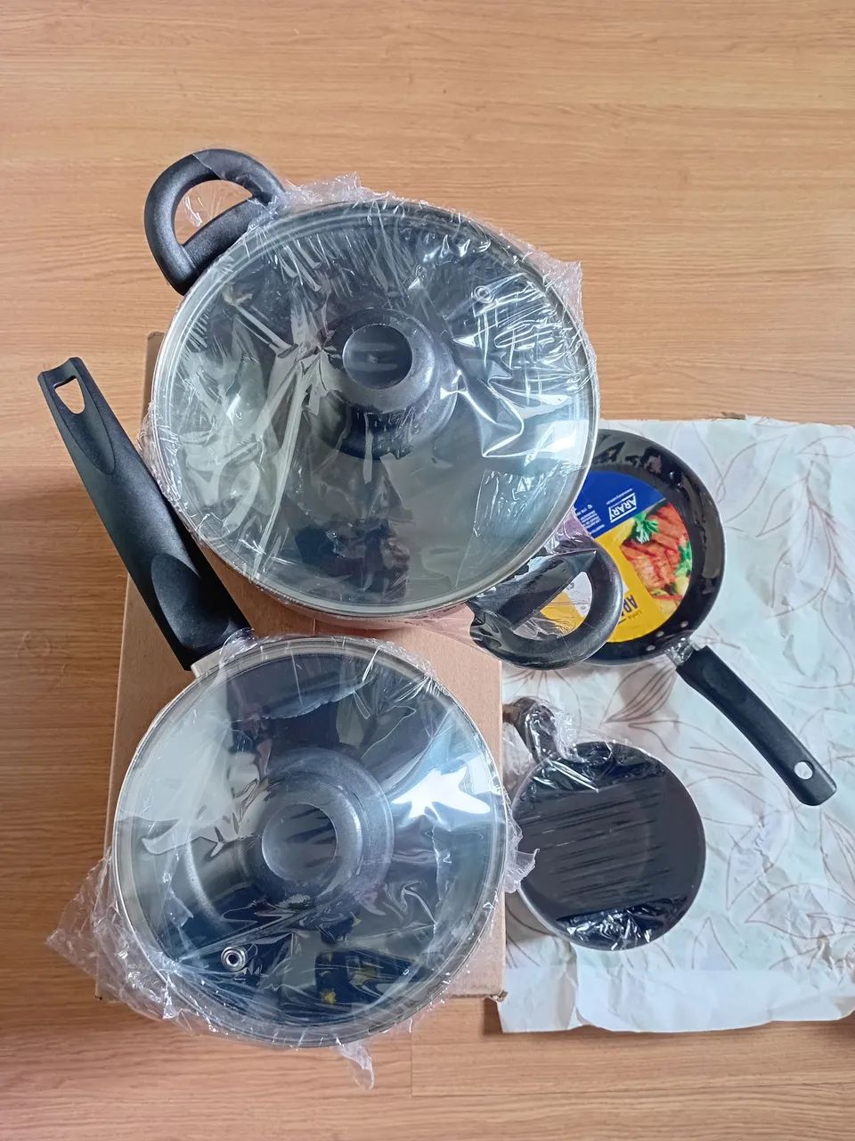 Conjunto de panelas antiaderente  - Foto 2