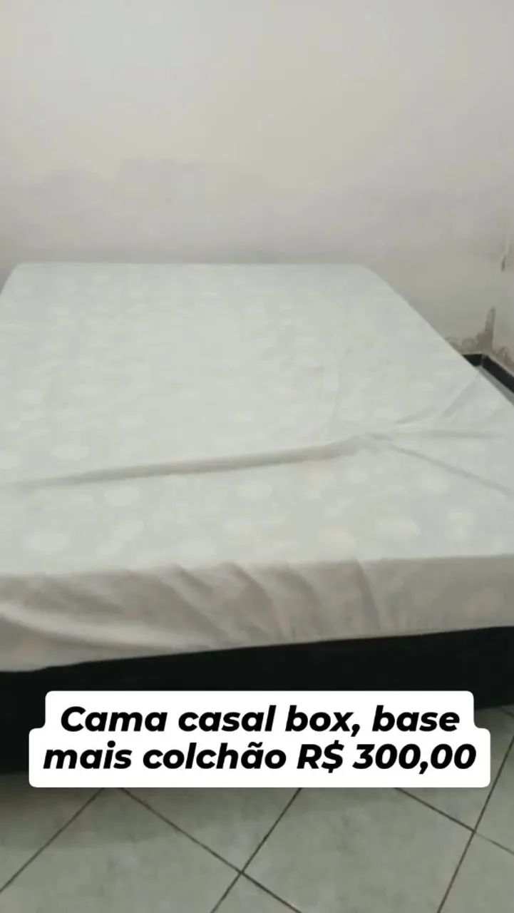 Vendo camas casal com criado mudo