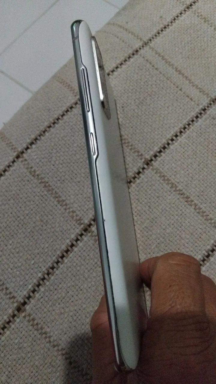Celular Samsung s20 8gb FE - Foto 4