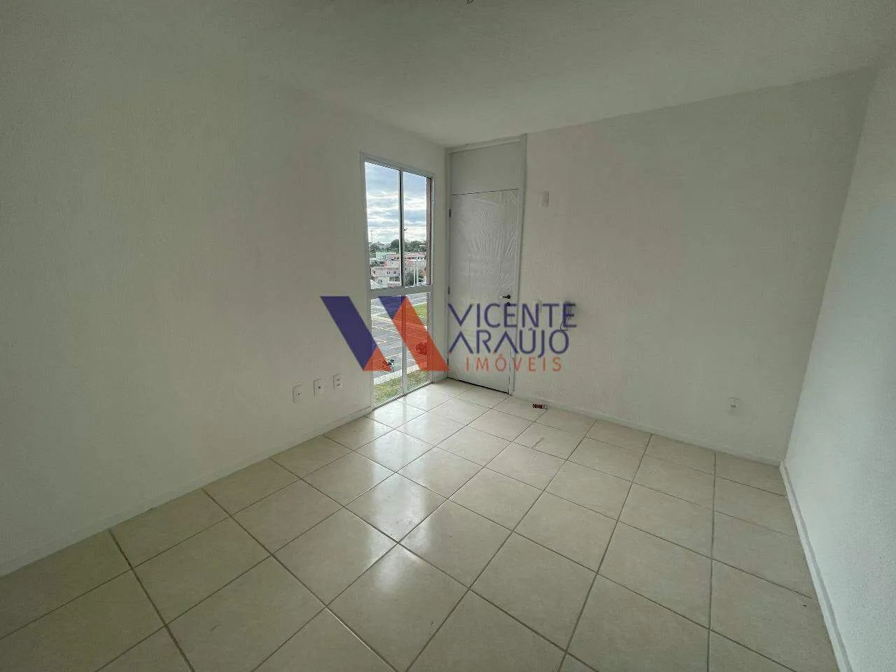 Apartamento de 2 quartos - Próximo ao Hospital Regional e PUC - Foto 2