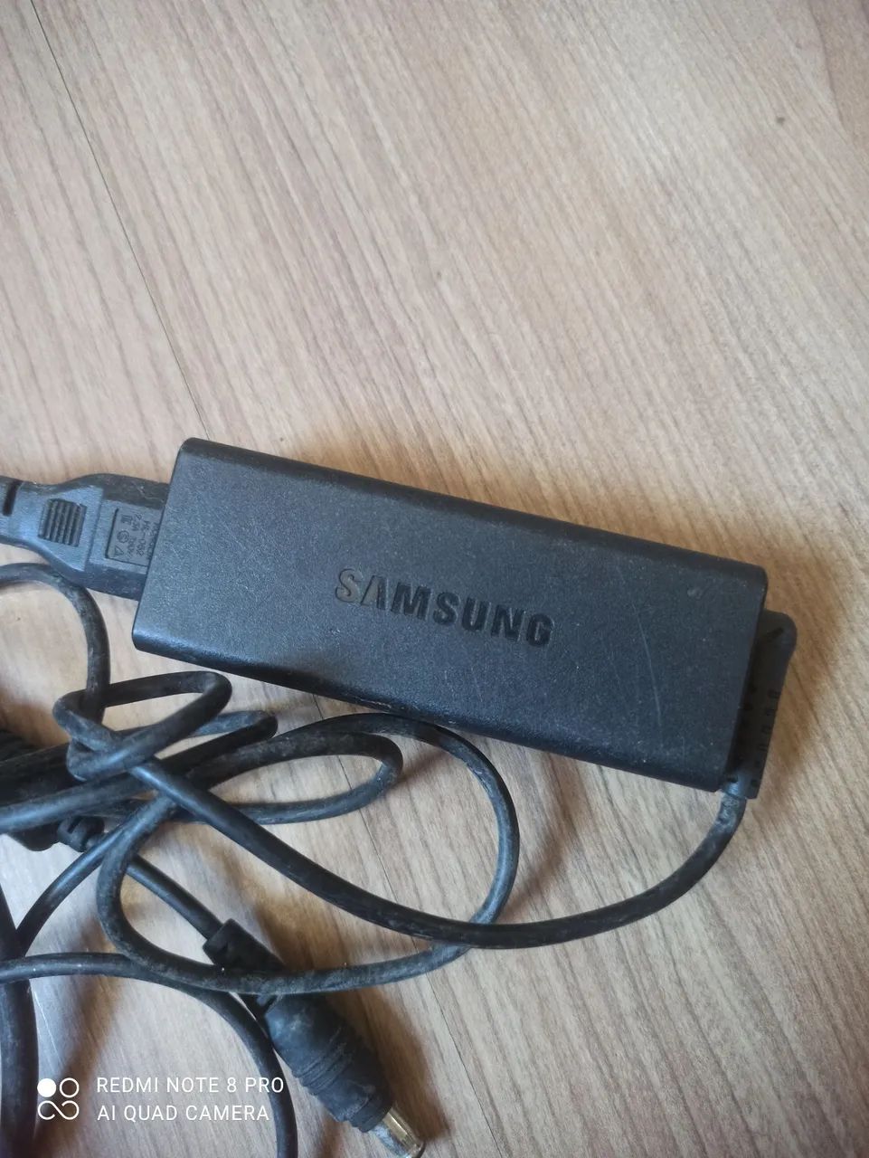 Fonte notebook Samsung 19v 2,1A - Foto 2