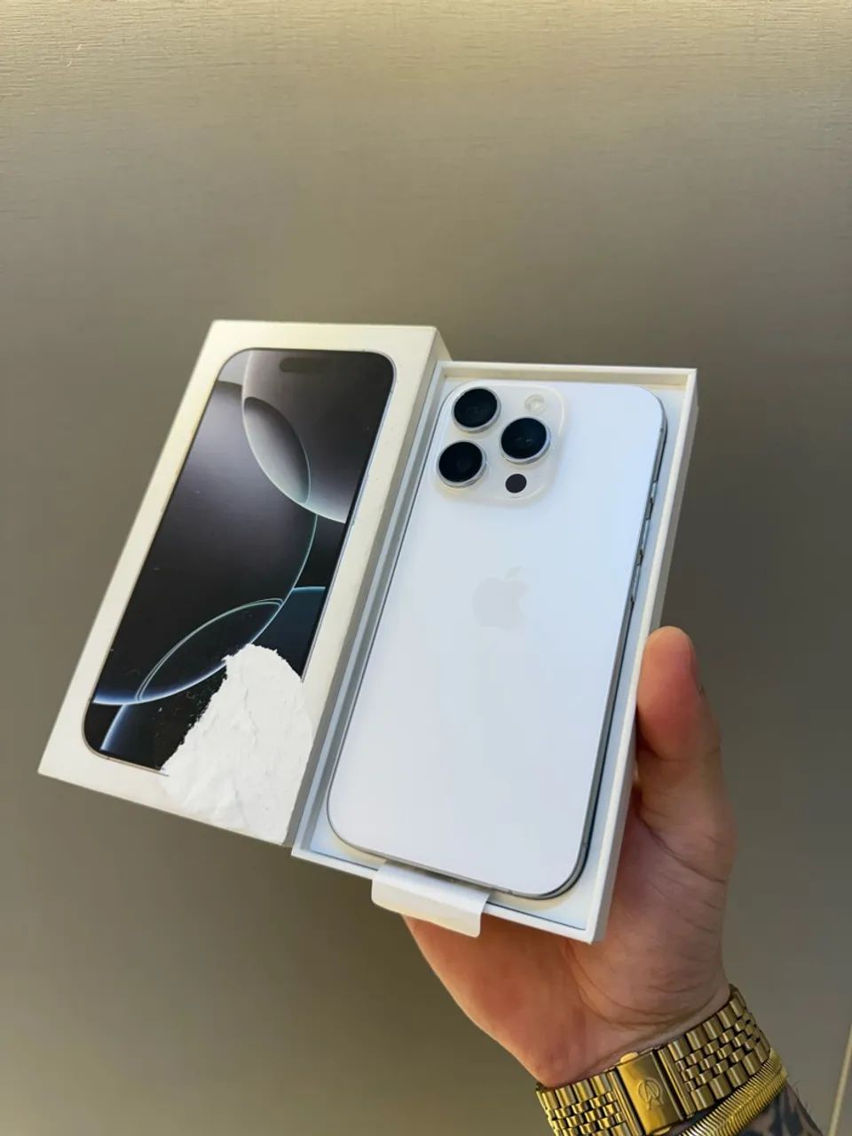 iPhone 16 pro  - Foto 2
