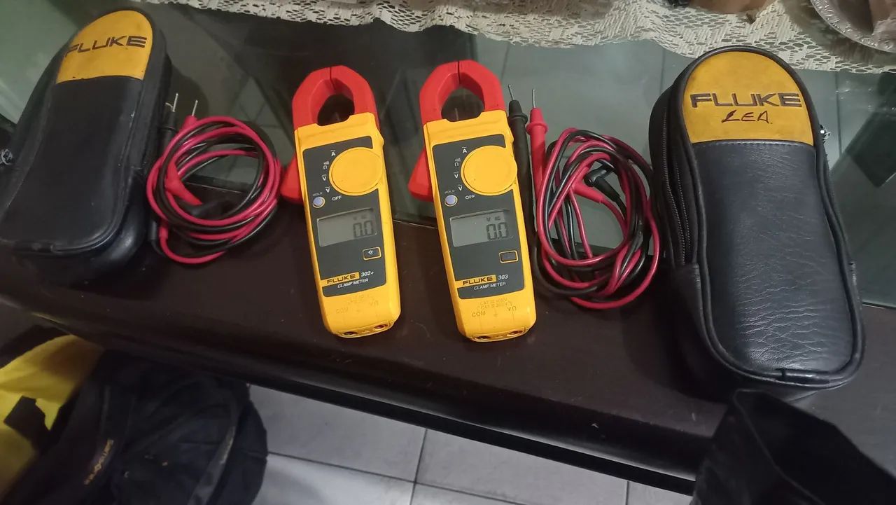 Alicate amperímetro Fluke 302+ 2 unidades - Foto 3
