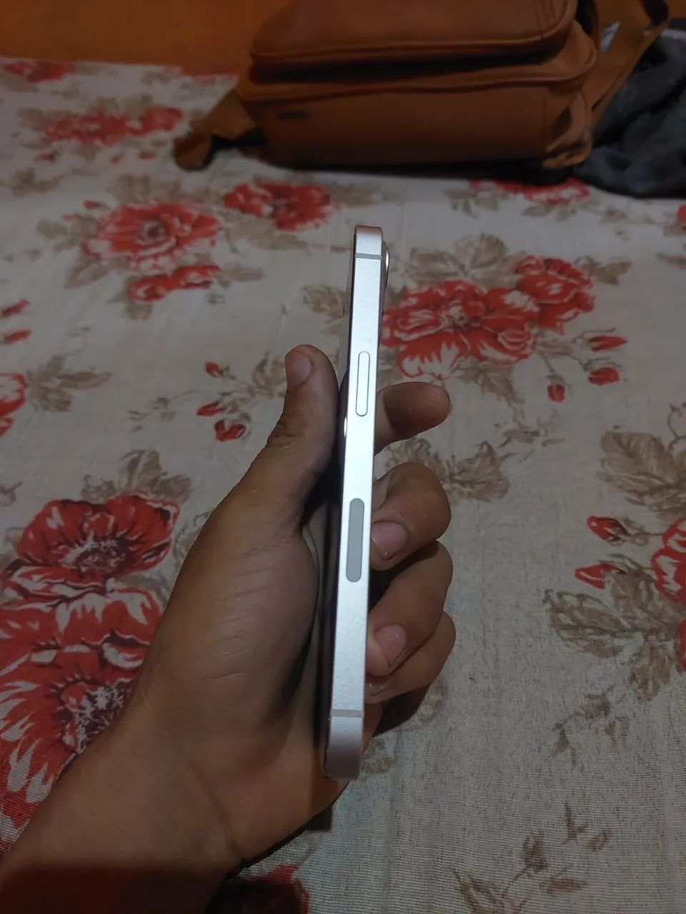 vendo iphone 13 256gb, todo original  - Foto 3