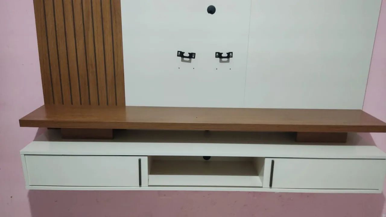 Vendo esse painel com rack em ótimo estado - Foto 2