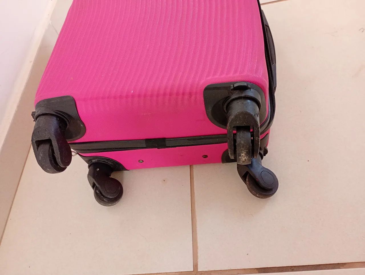 Mala média rosa roda removível  - Foto 2
