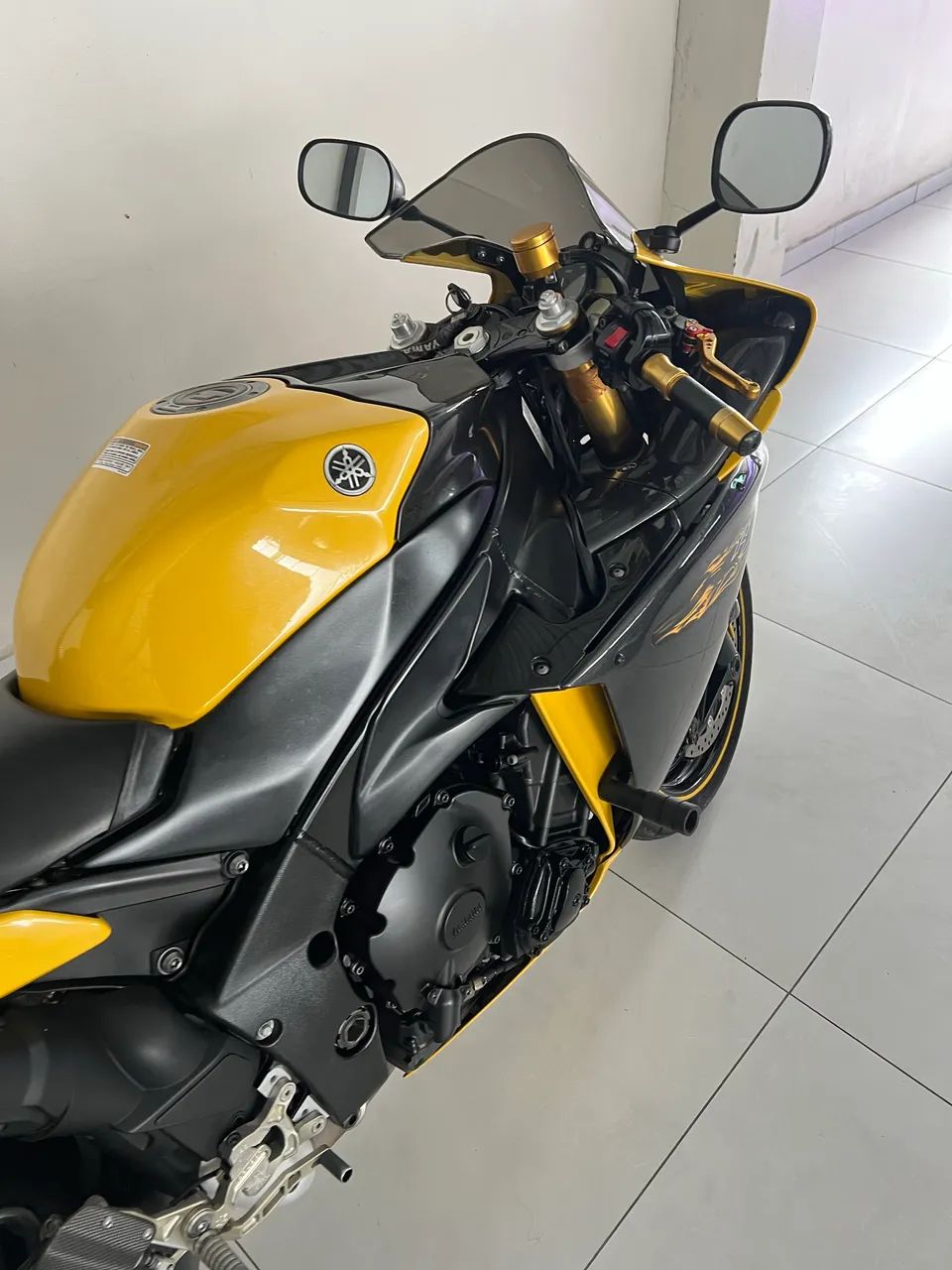 Yamaha YZF R-1 1000 2009 - Foto 2