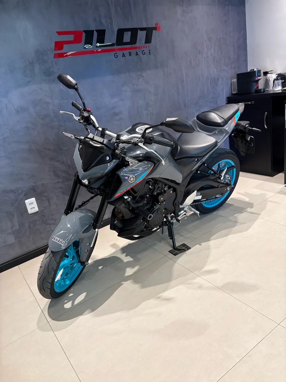 YAMAHA MT03 2024 - Foto 5